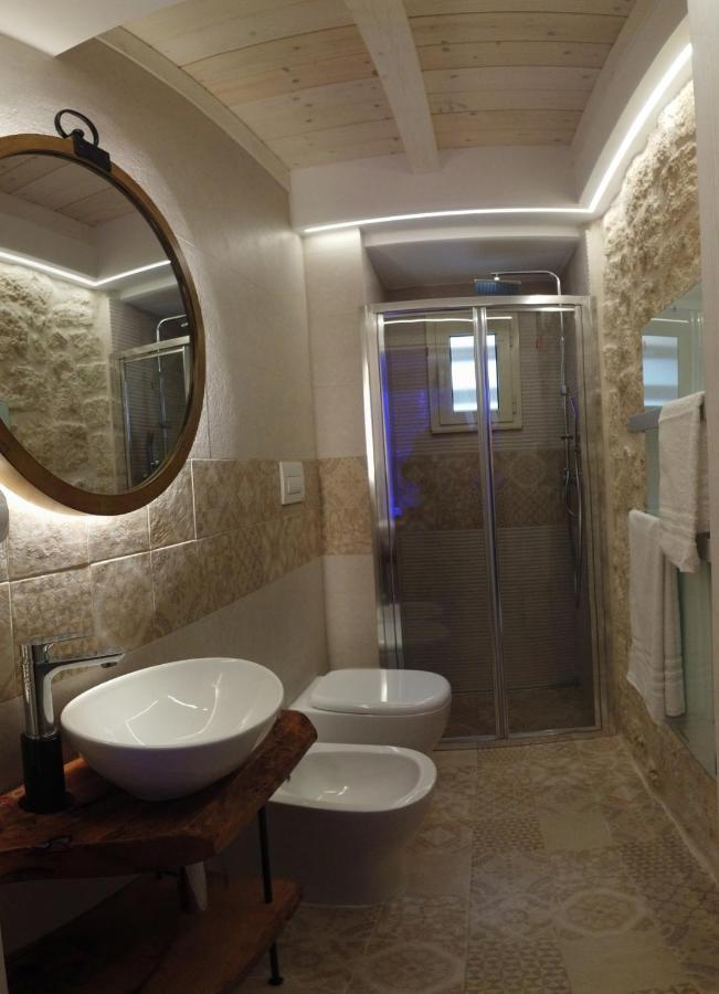 Le Vecchie Mura Suite & Room Manfredonia Exterior foto