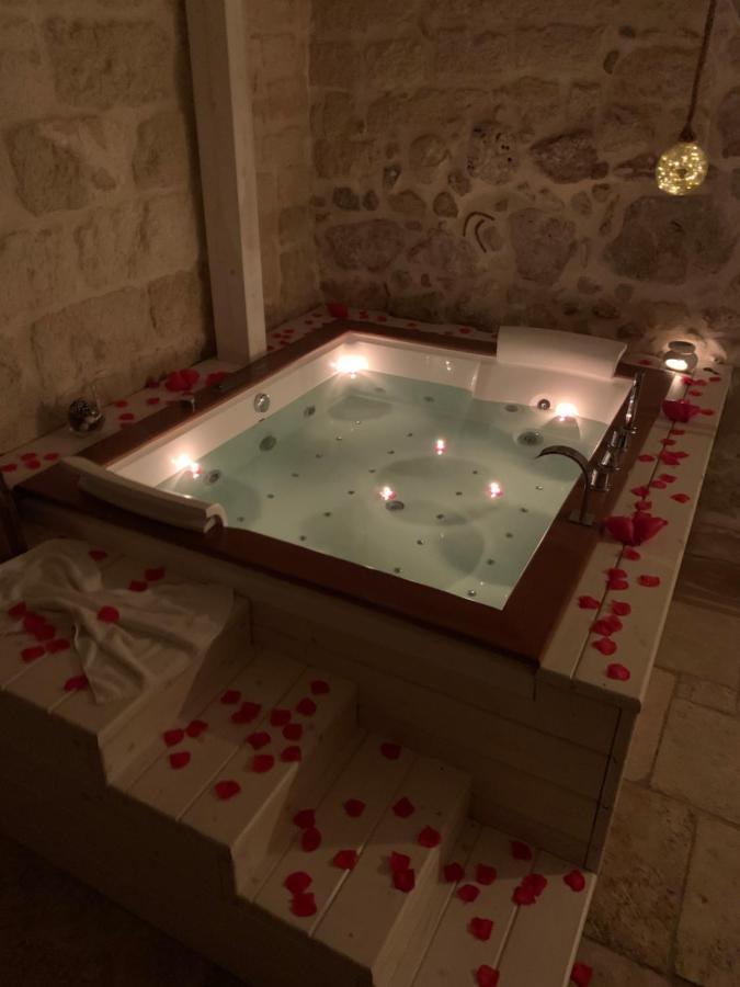 Le Vecchie Mura Suite & Room Manfredonia Exterior foto